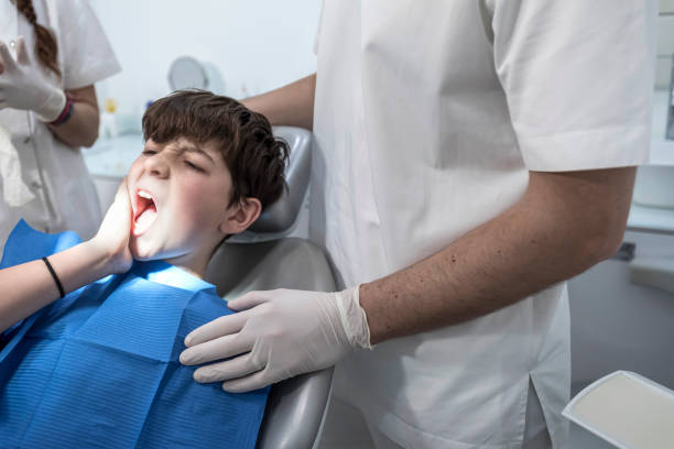 Best Dentist for Tooth Abscess  in Salem, IL